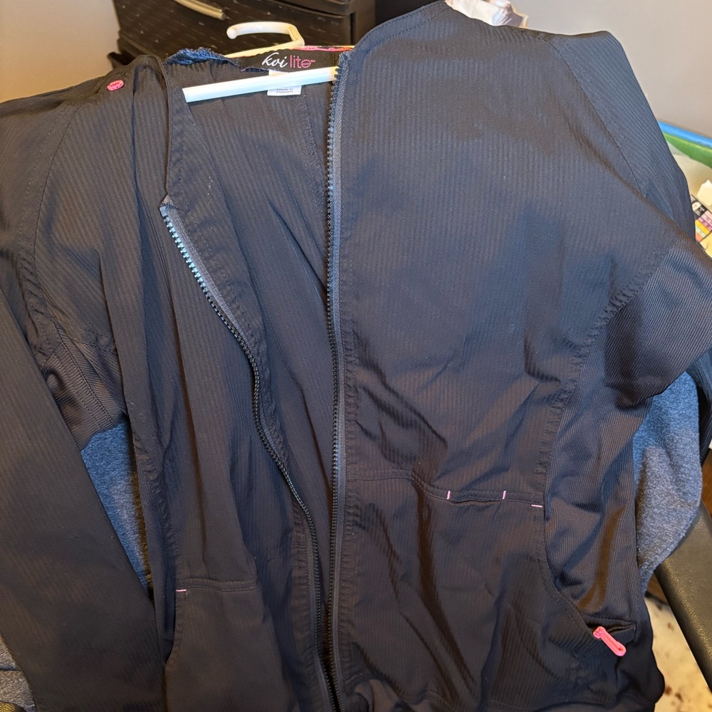 Koi Lite Scrub Jacket